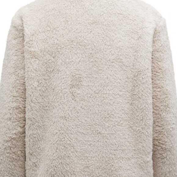 Patagonia Women's White Fleece Jacket - Picture 2 of 3